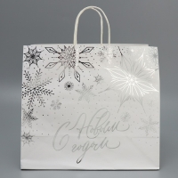 Пакет подарочный новогодний крафтовый Winter, 32 х 28 х 15 см, Новый год