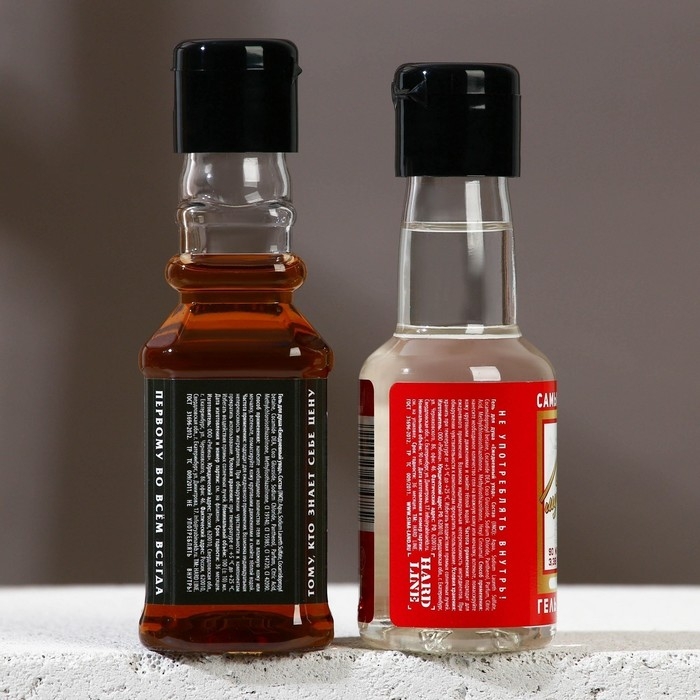 Подарочный набор косметики &laquo;Крутой мужик&raquo;, гель для душа во флаконе виски 100 мл и гель для душа во флаконе водки 90 мл, Новый Год