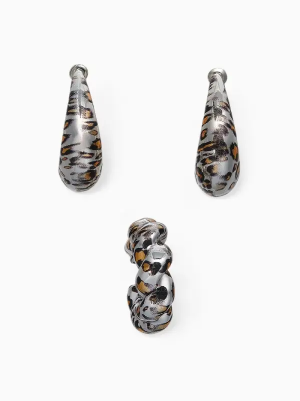 Набор серьги и каффы "Леопард" жгутик, цвет серебро