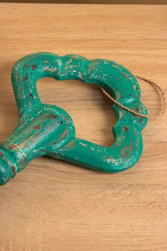 Сувенир &laquo;Ключ от счастья&raquo;, 21&times;4.5&times;50 +/- 3 см, дерево, зелёный