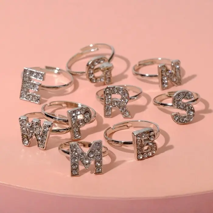 Кольцо &laquo;Выбражулька&raquo; английский алфавит, безразмерное, белое в серебре