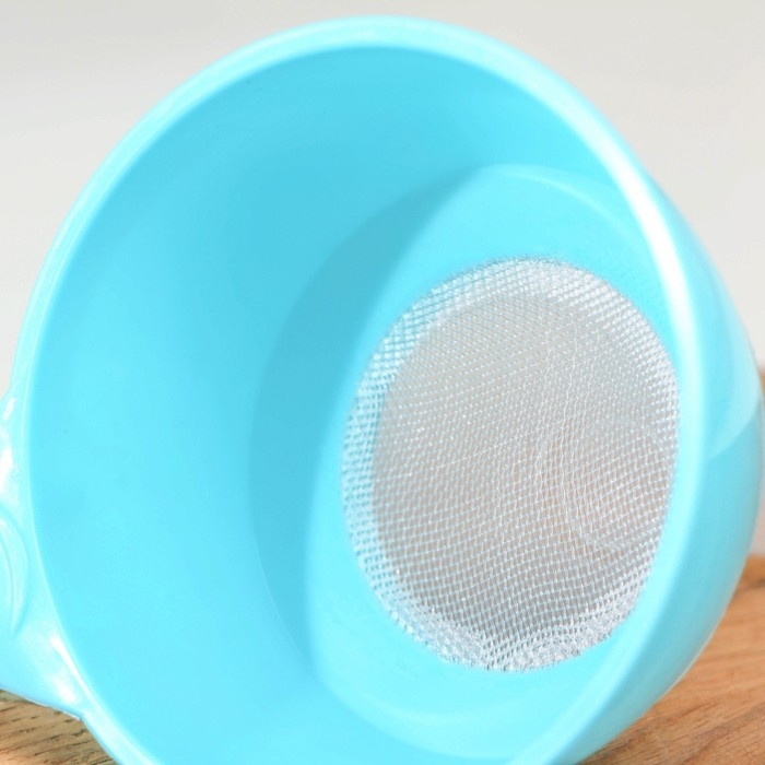 Воронка-сито пластиковая &laquo;Комбо&raquo;, 22&times;10&times;11,5 см, цвет МИКС