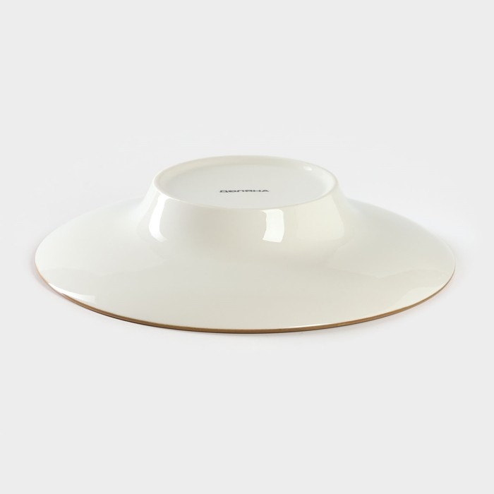 Тарелка фарфоровая для пасты Доляна &laquo;Космос&raquo;, 150 мл, d=21 см, цвет красный