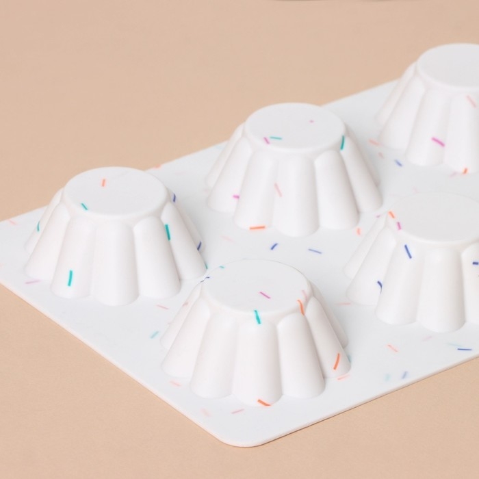 Форма для выпечки KONFINETTA &laquo;Сладости. Пудинг&raquo;, силикон, 25,8&times;17,8&times;3 см, 6 ячеек (d=7 см), цвет белый