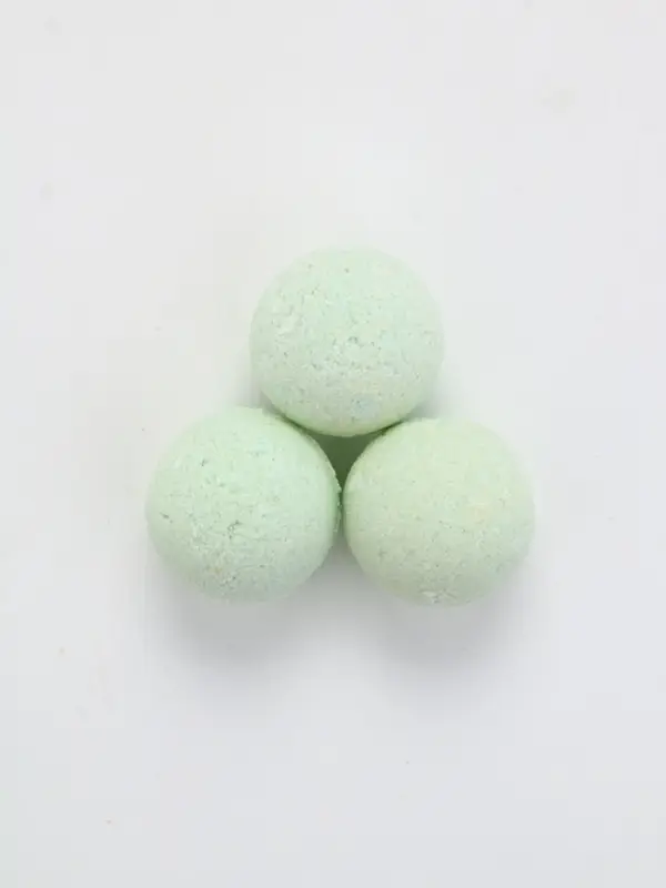 Бомбочки для ванны Magical warm winter, набор 3 шт х 40 г, праздничная ель, URAL LAB