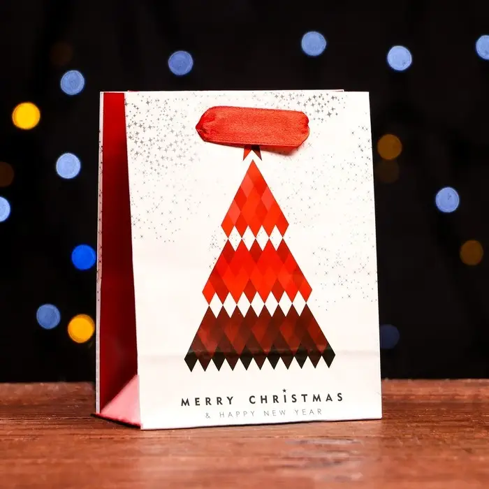 Пакет новогодний подарочный ламинированный &laquo;Красочная елка&raquo; 11.5&times;14.5&times;6 см