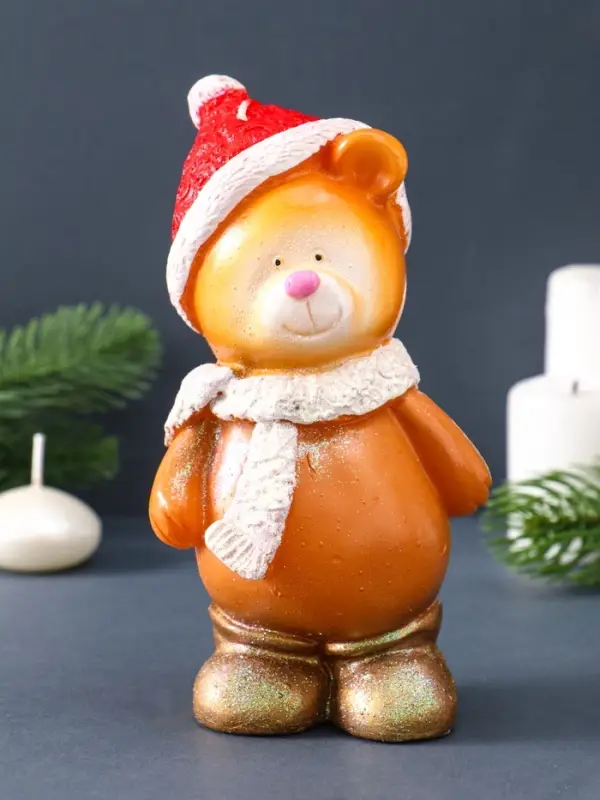 Свеча фигурная "Мишка в красной шапке" 8х8х17,5 см