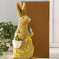 Сувенир полистоун "Зайка вязанный с пасхальными яичками" 8х10,5х23 см