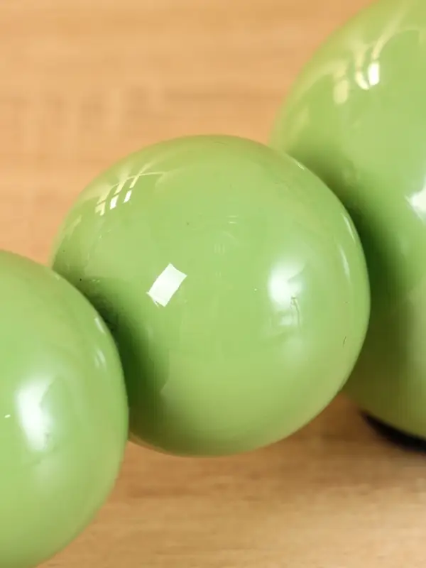 Подсвечник на 3 свечи &laquo;Бусы&raquo;, с 7 сферами, 44&times;8&times;8 см, кипарис