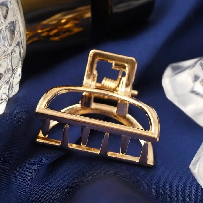 Крабик для волос &laquo;Маргарита&raquo;, дуга, 2.5 см, золото