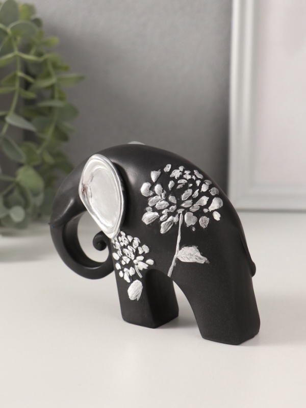Сувенир полистоун "Чёрный слон с серебр. ушками хобот завиток" серебряный цветок 12х5х9 см   1074030