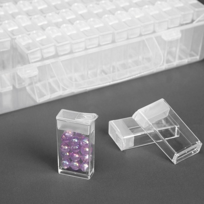 Набор баночек для рукоделия, 64 баночки, 1,5 &times; 3 &times; 5 см, в контейнере, 13 &times; 22 &times; 5 см, с наклейками, цвет прозрачный