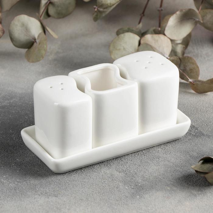 Набор для специй фарфоровый Magistro &laquo;Бланш&raquo;, 3 предмета: солонка 65 мл, перечница 60 мл, ёмкость для зубочисток, цвет белый