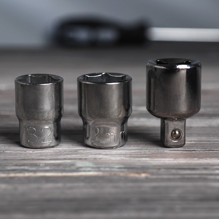 Набор инструментов в кейсе &laquo;Крестовый отец&raquo;, автомобильный, 60 предметов