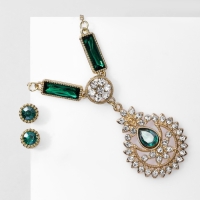 Гарнитур 2 предмета: серьги, кулон &laquo;Роса&raquo; цветочная, цвет зелёно-белый в золоте, 48 см