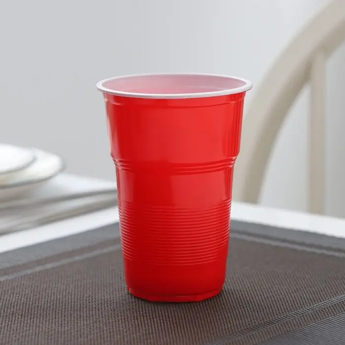Стакан одноразовый пластиковый &laquo;Факел Экстра&raquo;, 500 мл, красно-белый