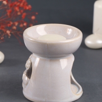 Набор: аромалампа для эфирных масел, мелтсы из воска ароматические &laquo;Слон со слонёнком&raquo;, светлый беж, 10&times;10&times;9 см