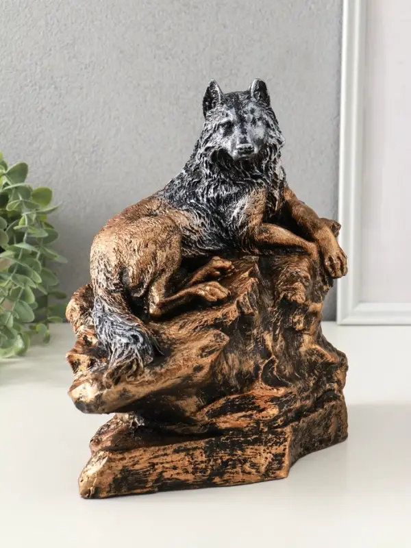 Копилка "Волк на скале" 16х28х27 см, бронза с серебром
