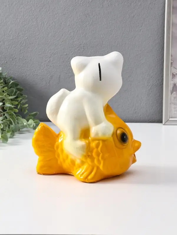 Копилка "Кот на рыбке" 21 см