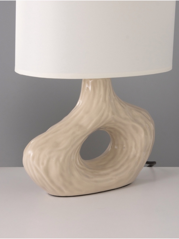 Настольная лампа "Эсмеральда" 1х15Вт Е14 молочный 25х15х33см