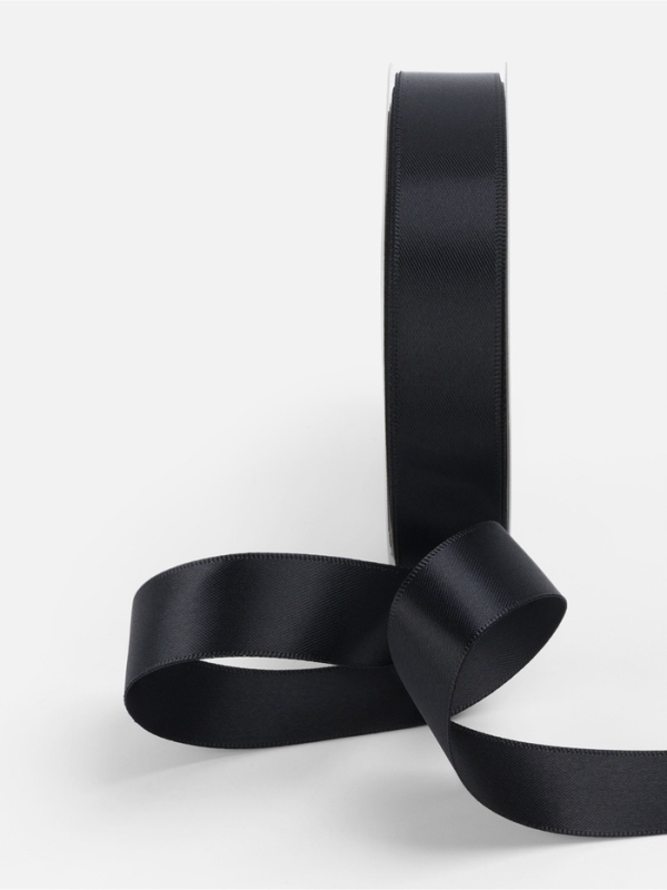 Лента атласная двухсторонняя №0030 20мм*25&plusmn;1м чёрный TR