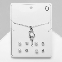 Гарнитур 5 предметов: 4 пары пусет, кулон &laquo;Гимнастка&raquo;, цвет белый в серебре, 40 см