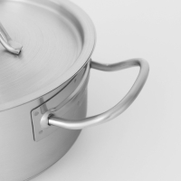 Кастрюля из нержавеющей стали Hanna Kn&ouml;vell, 2 л, d=18 см, h=8 см, толщина стенки 0,6 мм, металлическая крышка, индукция