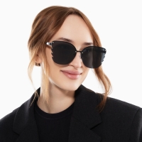 Очки солнцезащитные uv 400, дужка 14.5 см, ширина 13.7 см, линза 5.5&times;6.1 см