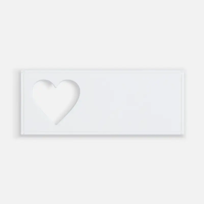 Лейбл из ПВХ с вырубкой &laquo;Сердце&raquo;, белый