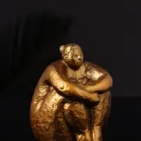 Фигура "Дама" 9х8х8 см, бронза