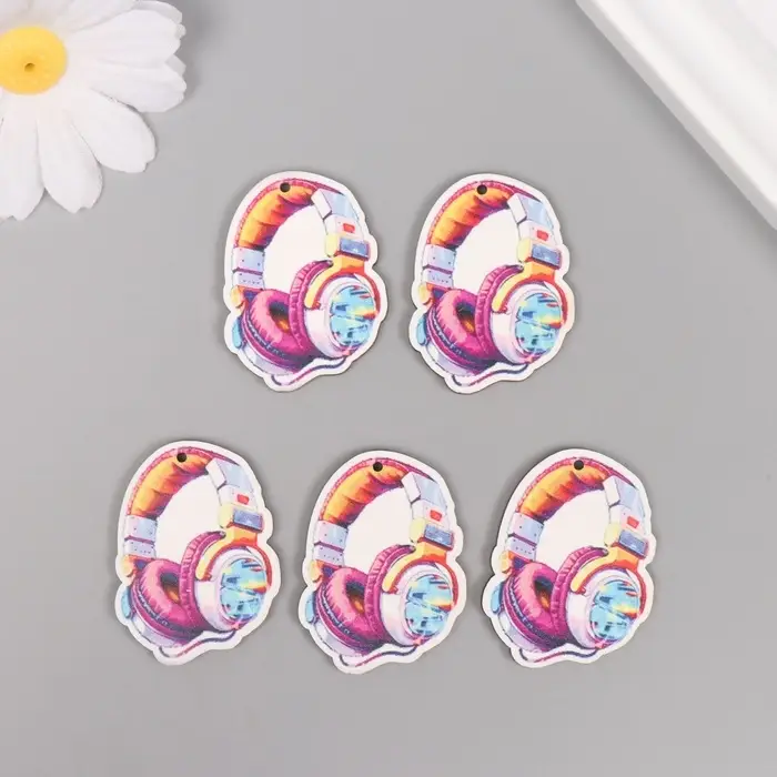 Декор для творчества дерево "Крутые наушники" 4х2,9х0,3 см