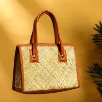 Сумка плетёная на молнии из пандана 30х10х35 см, светло-коричневый