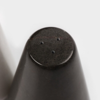 Набор из солонки и перечницы "Black&White"