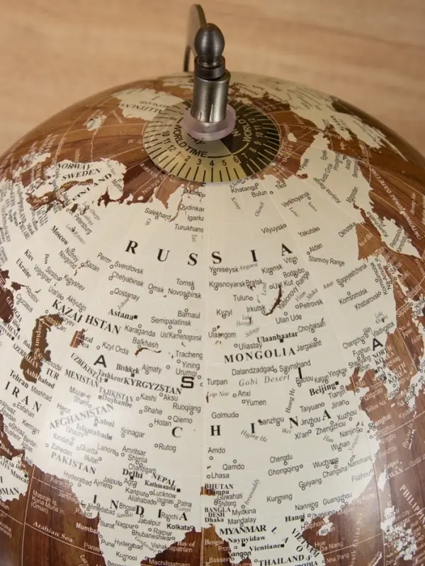 Глобус сувенирный 23х20х35 см, подставка дерево