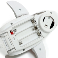 Акула &laquo;Шестерёнки&raquo;, световые и звуковые эффекты, подвижные элементы, работает от батареек, цвет белый