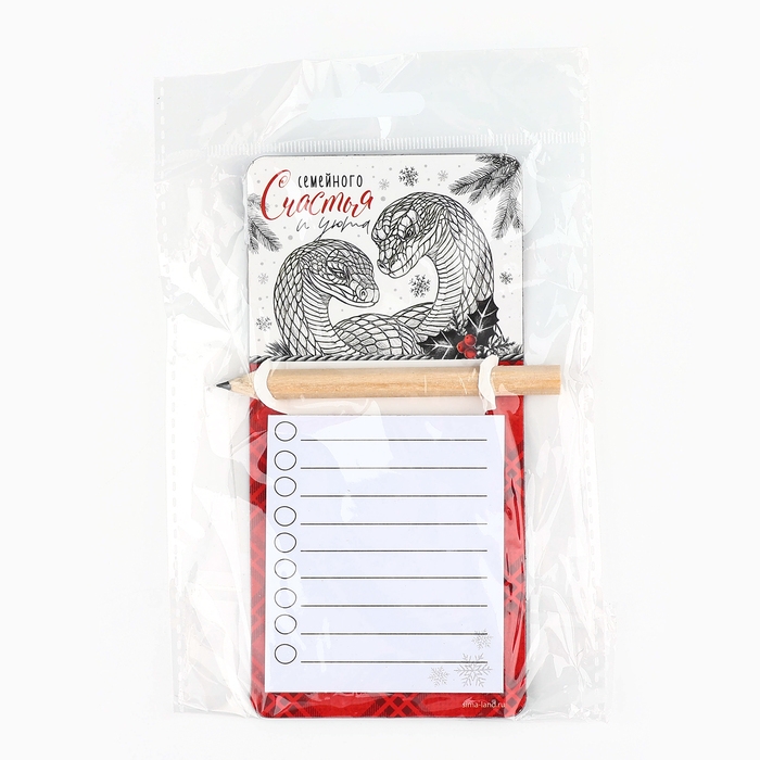 Магнит новогодний с блоком для записи и карандашом &laquo;Новый год: Семейного счастья&raquo;, 7 х 14,4 см
