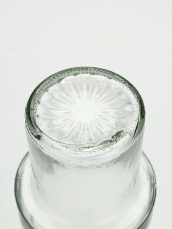 Стеклянная ваза с деревянной подставкой, 10х25,5х10 см