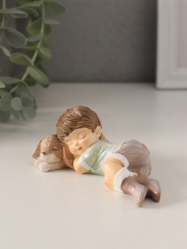 Сувенир полистоун "Лучшие друзья - малыш и собака" 11х6,5х4 см