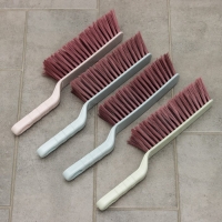 Щётка-смётка пластиковая Доляна, рабочая часть 18 см, 31&times;3,5 см, цвет МИКС