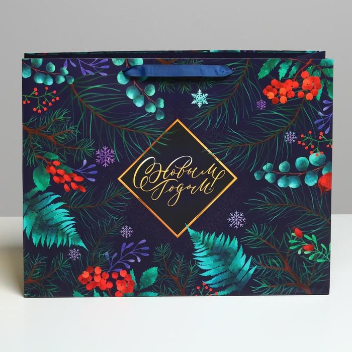 Пакет подарочный новогодний ламинированный &laquo;Роскошь волшебства&raquo;, L 40 х 31 х 11,5 см, Новый год