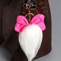 Пушистик на кольце "Чучундра с бантиком" белая 18х10х5 см