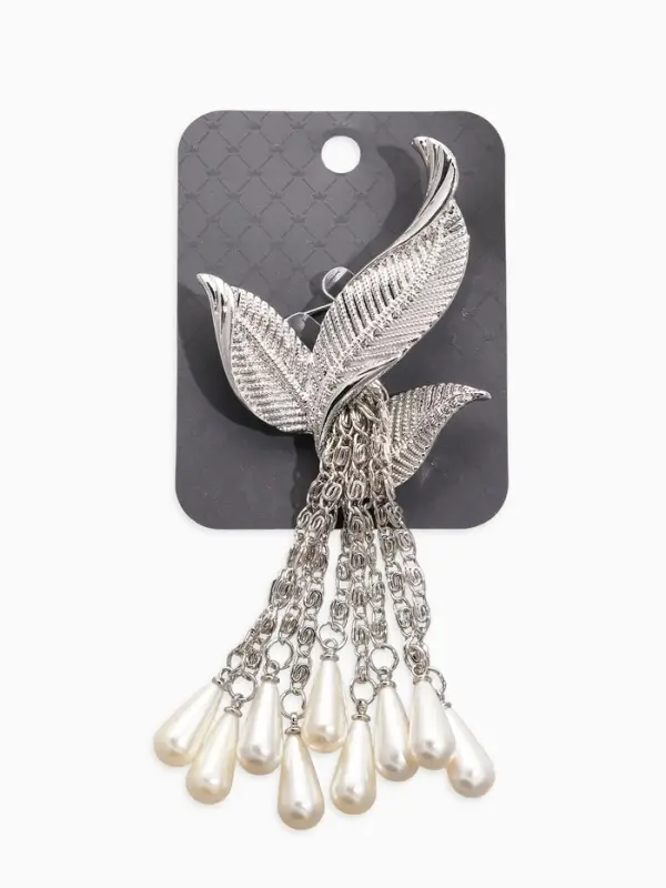 Брошь "Птица с жемчужным хвостом", цвет белый в серебре