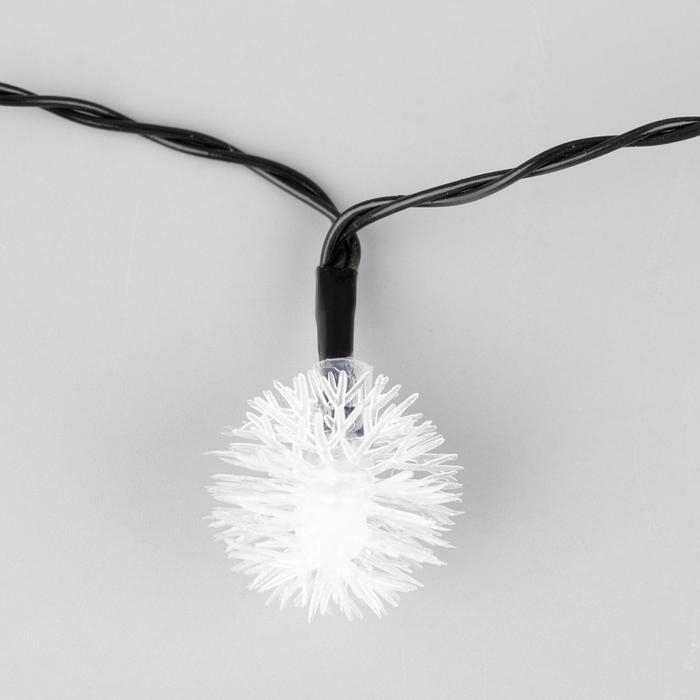 Гирлянда &laquo;Нить&raquo;, 4.5 м, с насадками &laquo;Ёжики&raquo;, IP44, 30 LED, 2 режима, солнечная батарея, тёмная нить, свечение синие/фиолетовое/розовое