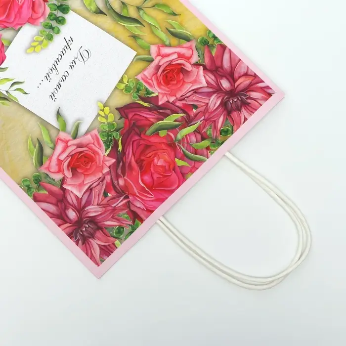 Пакет подарочный крафтовый &laquo;Для самой красивой&raquo; 27&times;22&times;11 см, 120 г/м&sup2;