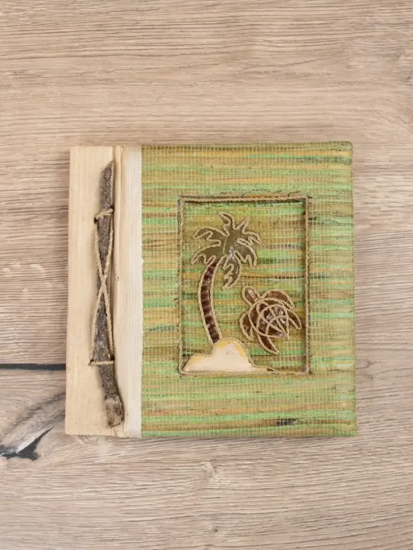 Фотоальбом "Остров с черепашкой" 10 листов, 19х19х2 см, цв. бирюзовый