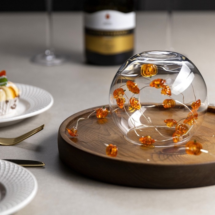 Гирлянда &laquo;Нить&raquo; 2 м роса с насадками &laquo;Тыква&raquo;, IP20, серебристая нить, 20 LED, свечение тёплое белое, 2 режима, ААх2