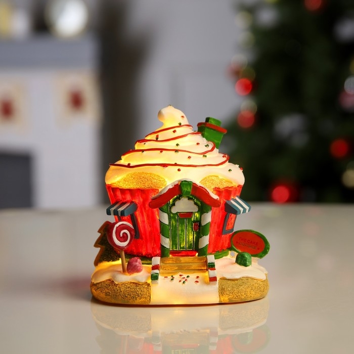 Светодиодная фигура &laquo;Домик из сладостей&raquo; 13 &times; 12 &times; 9 см, полистоун, батарейки LR44х2 (в комплекте), свечение тёплое белое