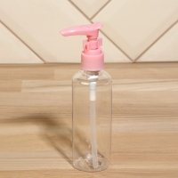 Набор банный, в косметичке, 7 предметов (полотенце 70 &times; 140 см, бутылочки 3 шт, баночки 2 шт, лопатка) , цвет белый/розовый