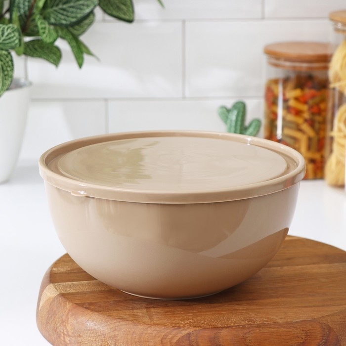 Салатник с крышкой &laquo;Galaxy&raquo;, 2,5 л, цвет микс