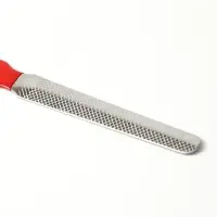 Набор по уходу за когтями: когтерез боковой (отверстие 11мм) и пилка, микс цветов